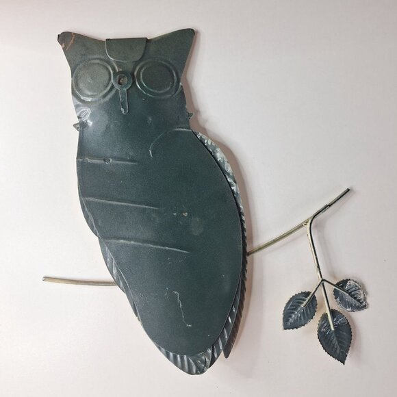 Metal Owl Cream Tin Leaves Branch Handpainted 11 x 10 Inches Hanging Wall Decor - Picture 5 of 12